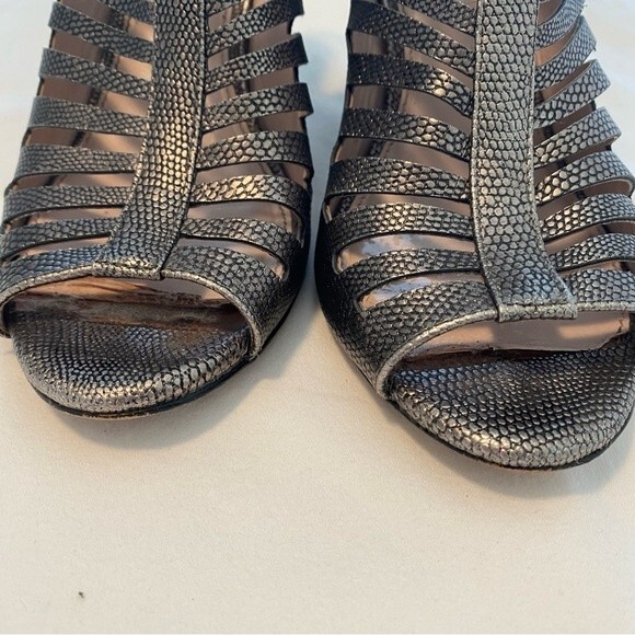 Vince Camuto Metallic Gold Strappy Zipper Peep Toe 3" Heels  Leather Size 9.5M - Picture 7 of 12